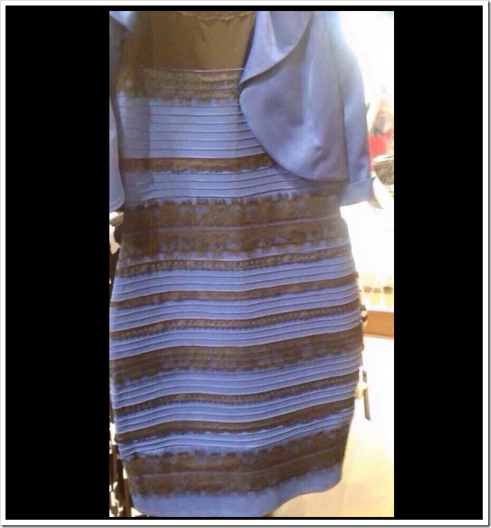 Welche Farbe hat dieses Kleid? 