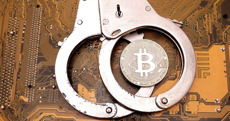 Ermittler zerschlagen Bitcoin-Betrüger Ring!