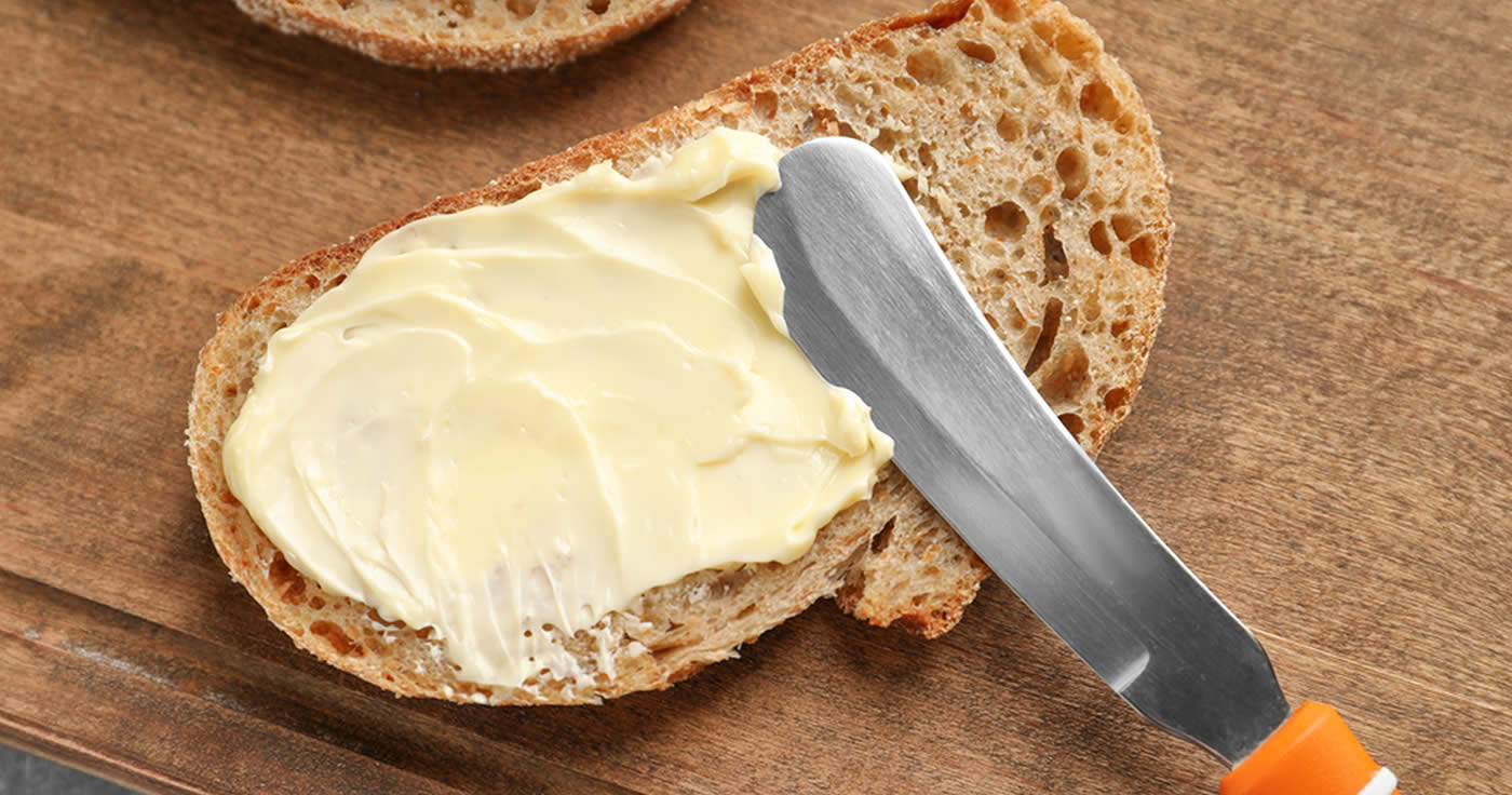 Faktencheck: Butter löst sich in Wasser, Margarine nicht