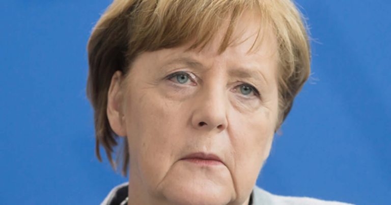 Kein Fake: Merkel in häuslicher Quarantäne