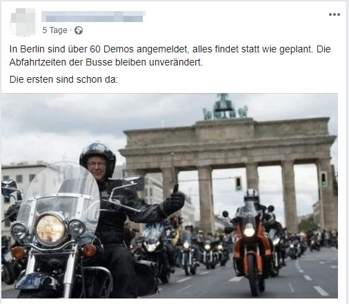 Biker in Berlin, Hinweis: Die Wiedergabe des Bildes dient zur Auseinandersetzung mit dem Thema.