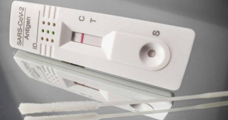 Faktencheck Gesundheitswerbung: Anspruch auf kostenlosen PCR-Test durchsetzen