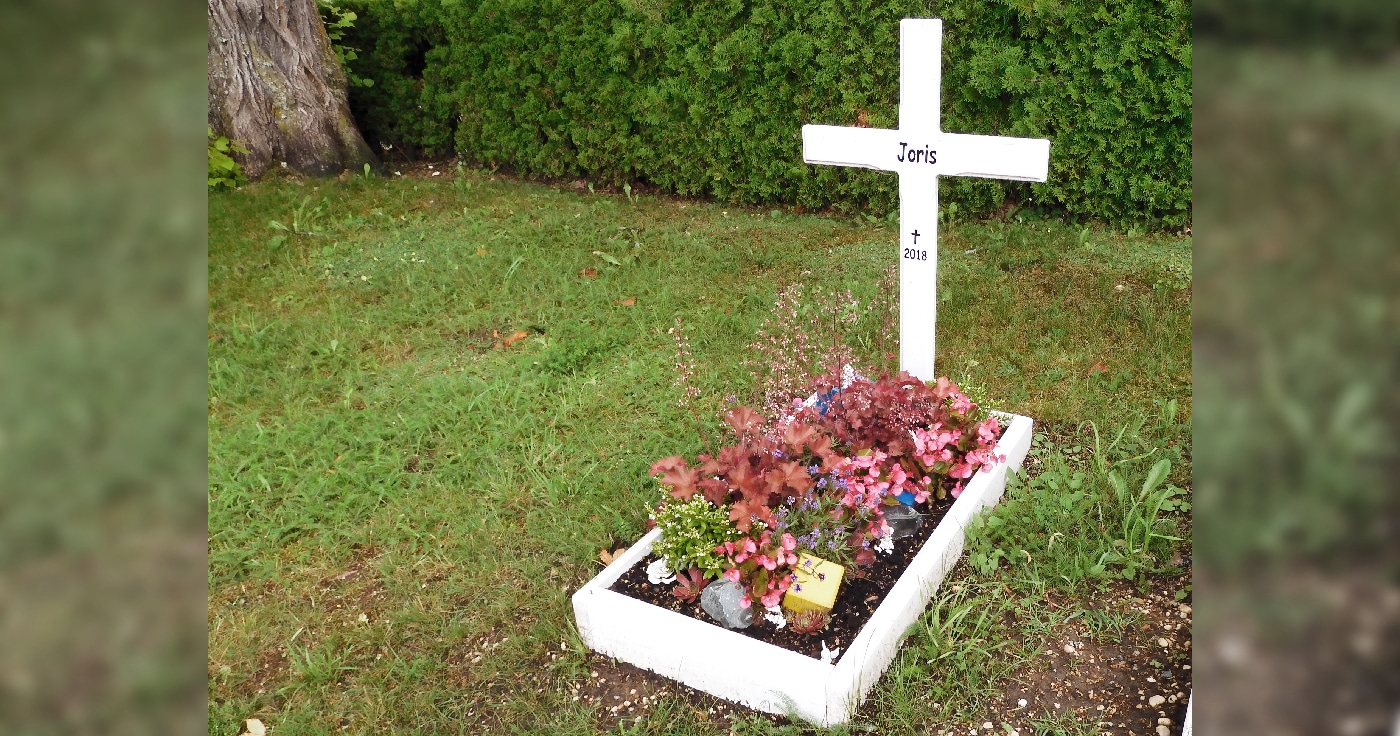Joris' Grab auf dem Friedhof in Stetten a.k.M