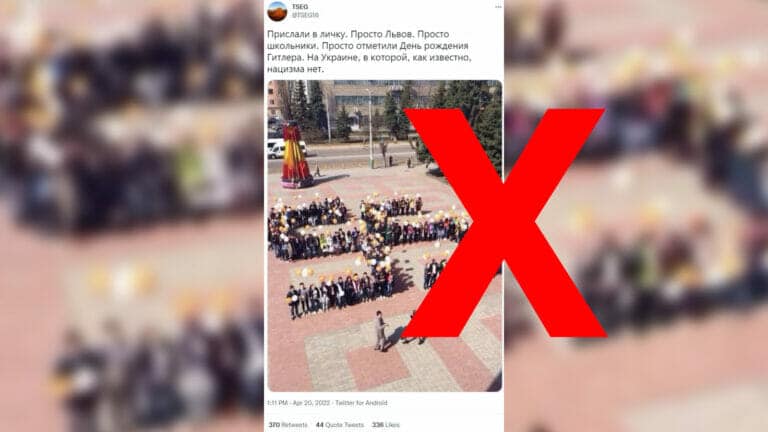 Nein, Schulkinder in der Ukraine feierten nicht Adolf Hitlers Geburtstag