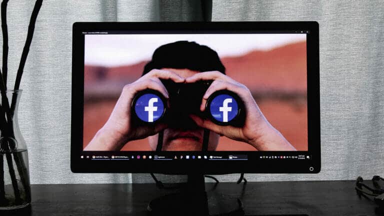 Facebook und Co sehen Hälfte der Web-Aktivität