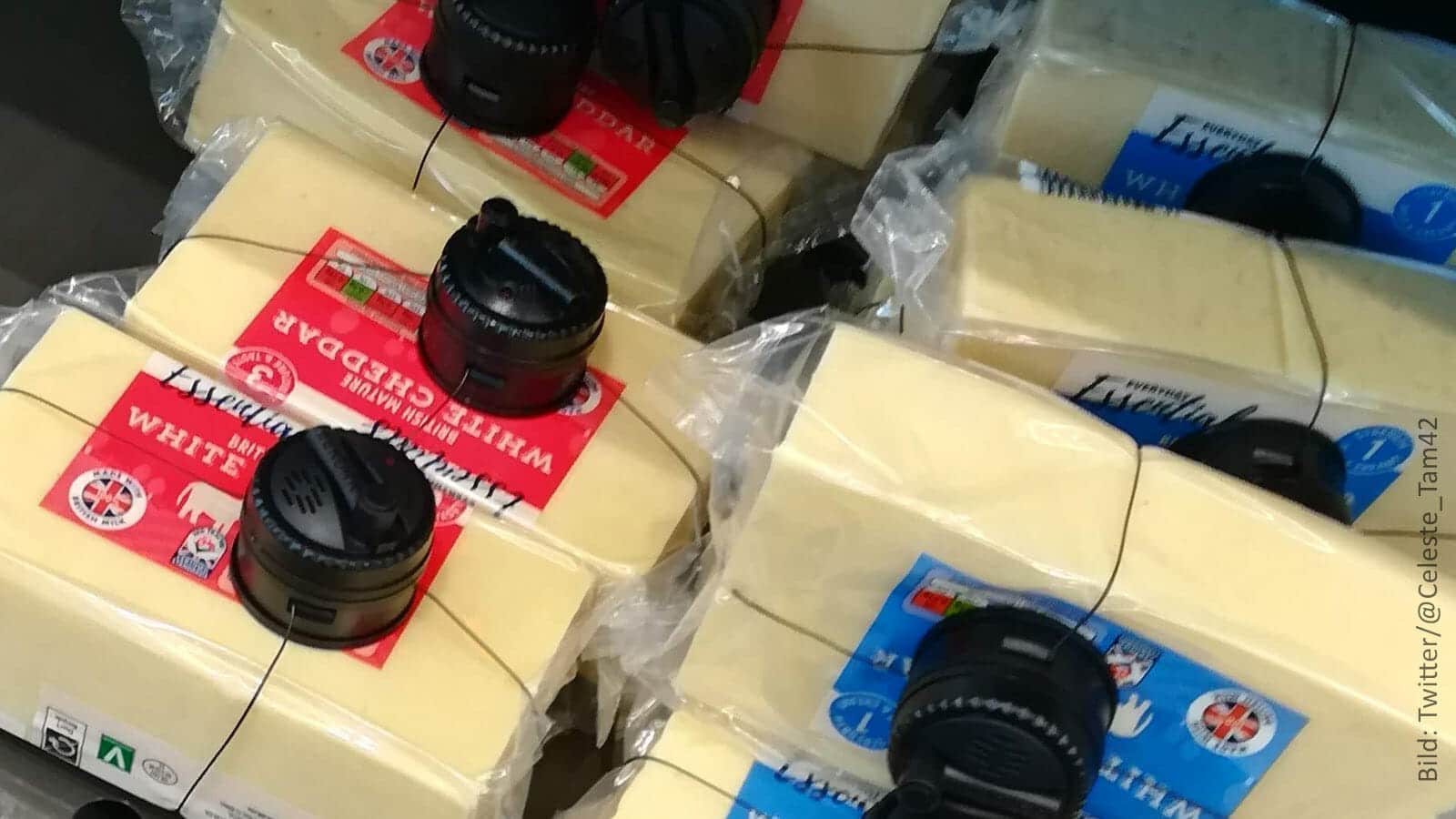 Kein Fake: Käse mit Diebstahlsicherung in Großbritannien / Artikelbild: Twitter/@Celeste_Tam42