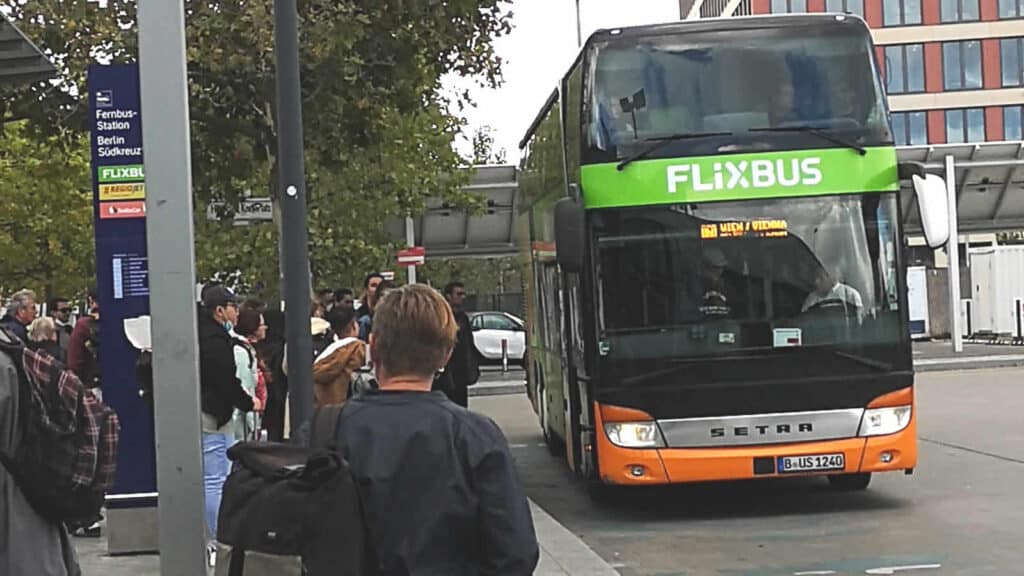 Sozialbetrug durch Ukrainer, die per Flixbus einreisen?