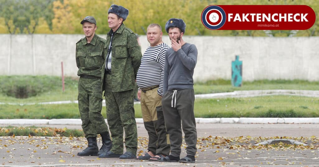 Russische Soldaten bei Mobilisierung